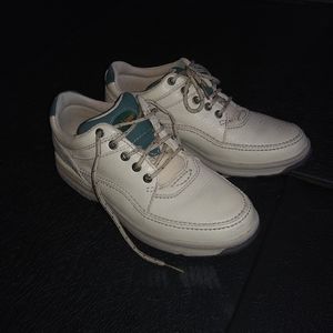 Hardly Worn Rockport Leather Short Boots